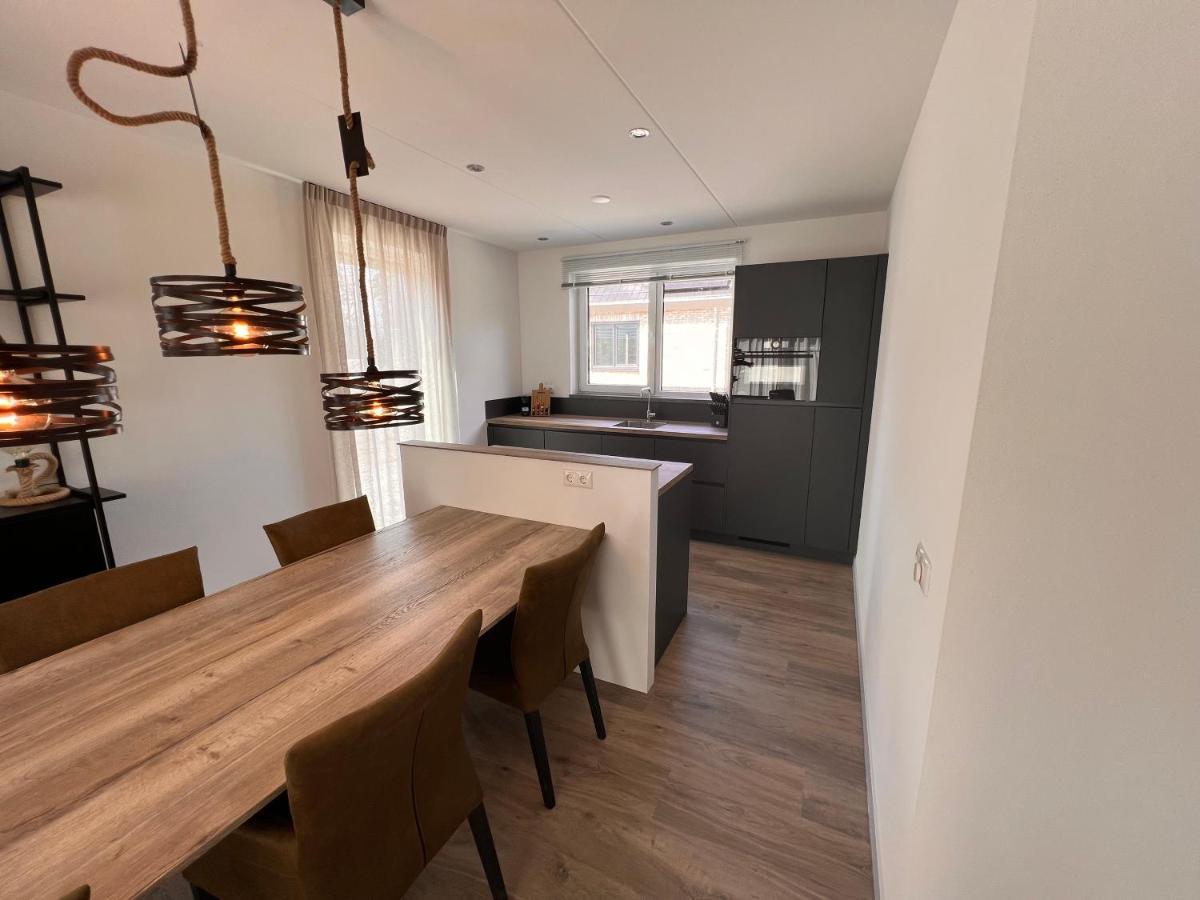 Luxe Villa Op Vakantiepark De Koorn-Aar Den Burg Extérieur photo